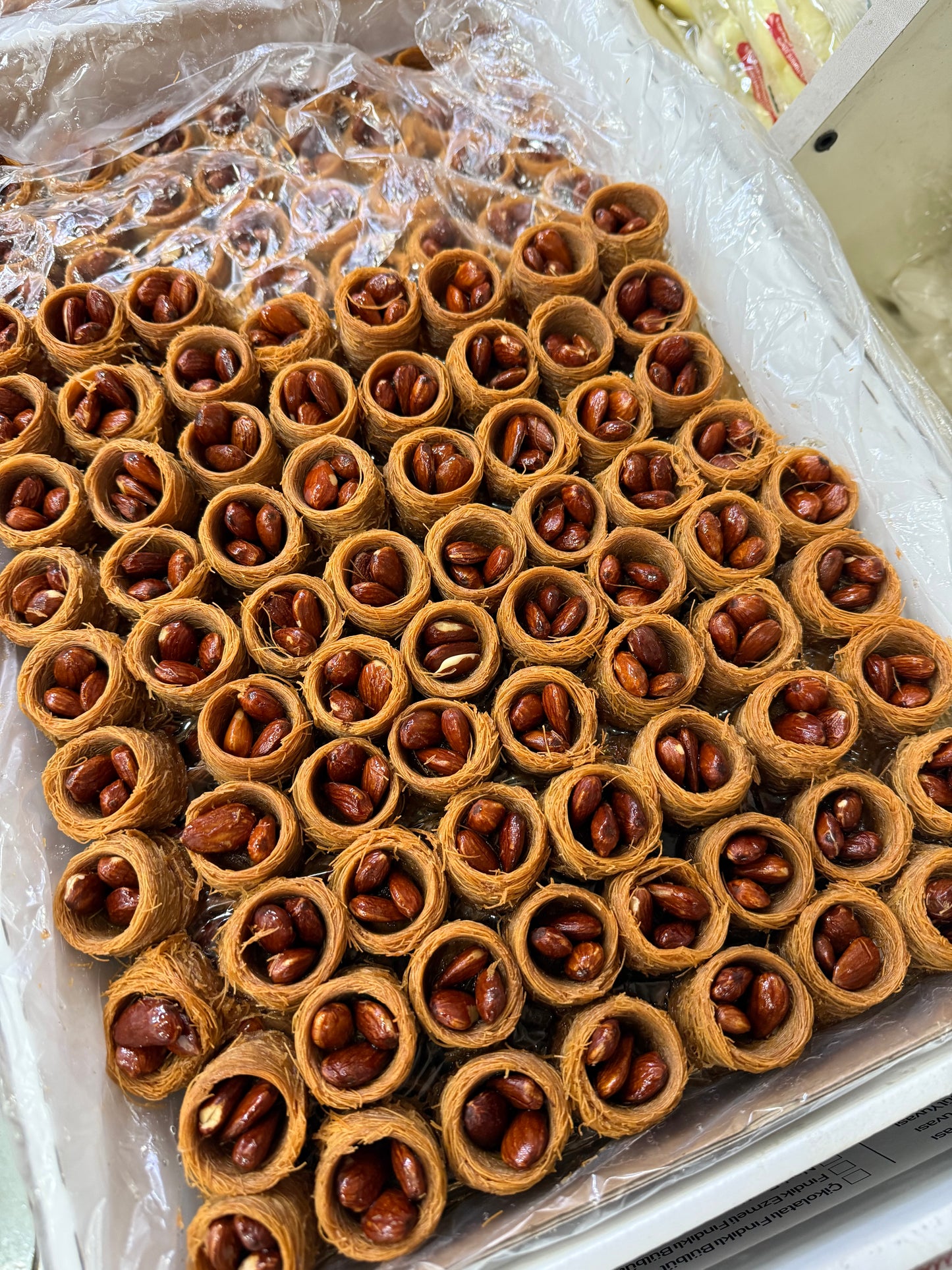 Bülbül yuvası (Halep tatlısı)